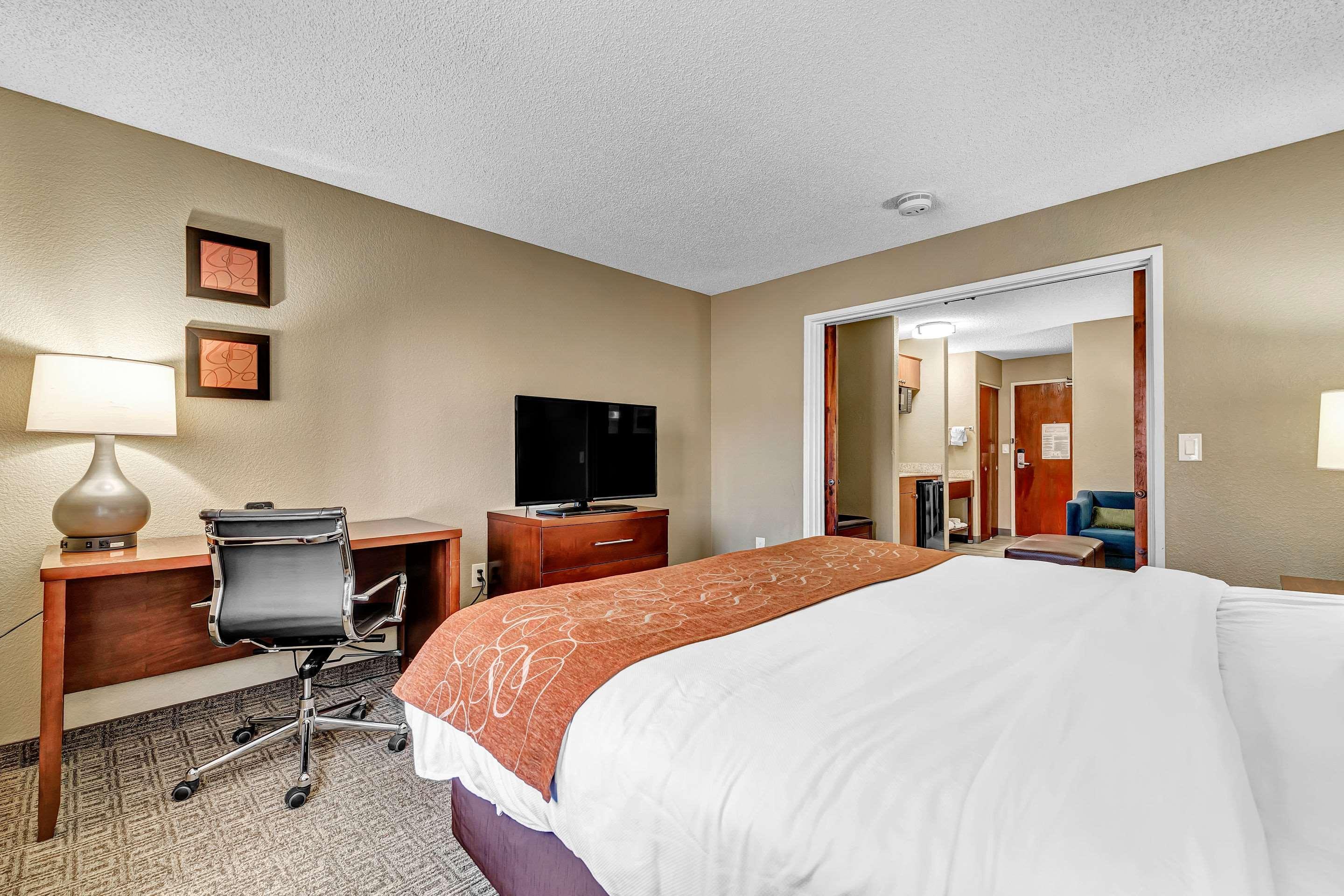 Comfort Suites Lakewood - Denver Extérieur photo