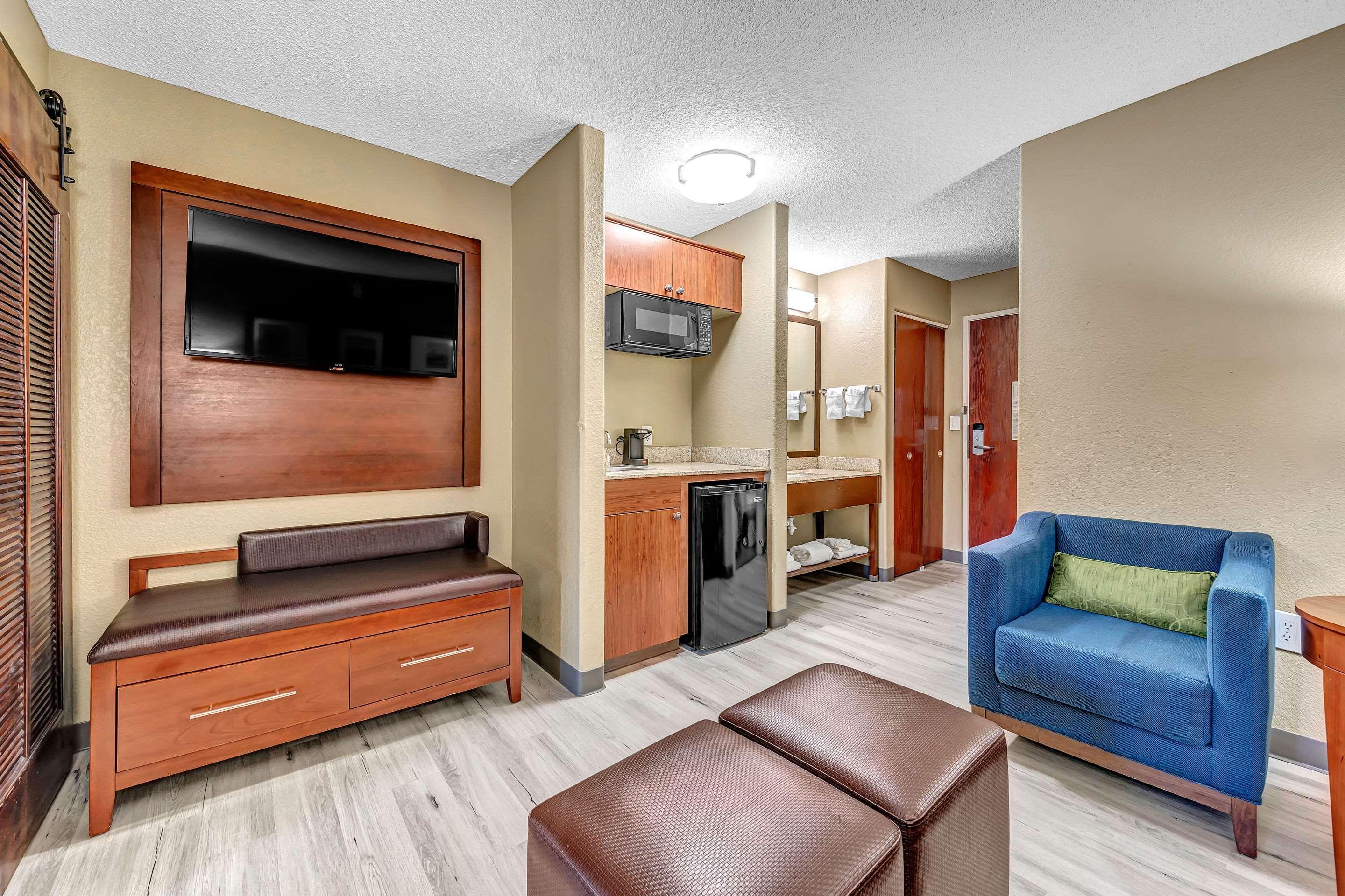 Comfort Suites Lakewood - Denver Extérieur photo