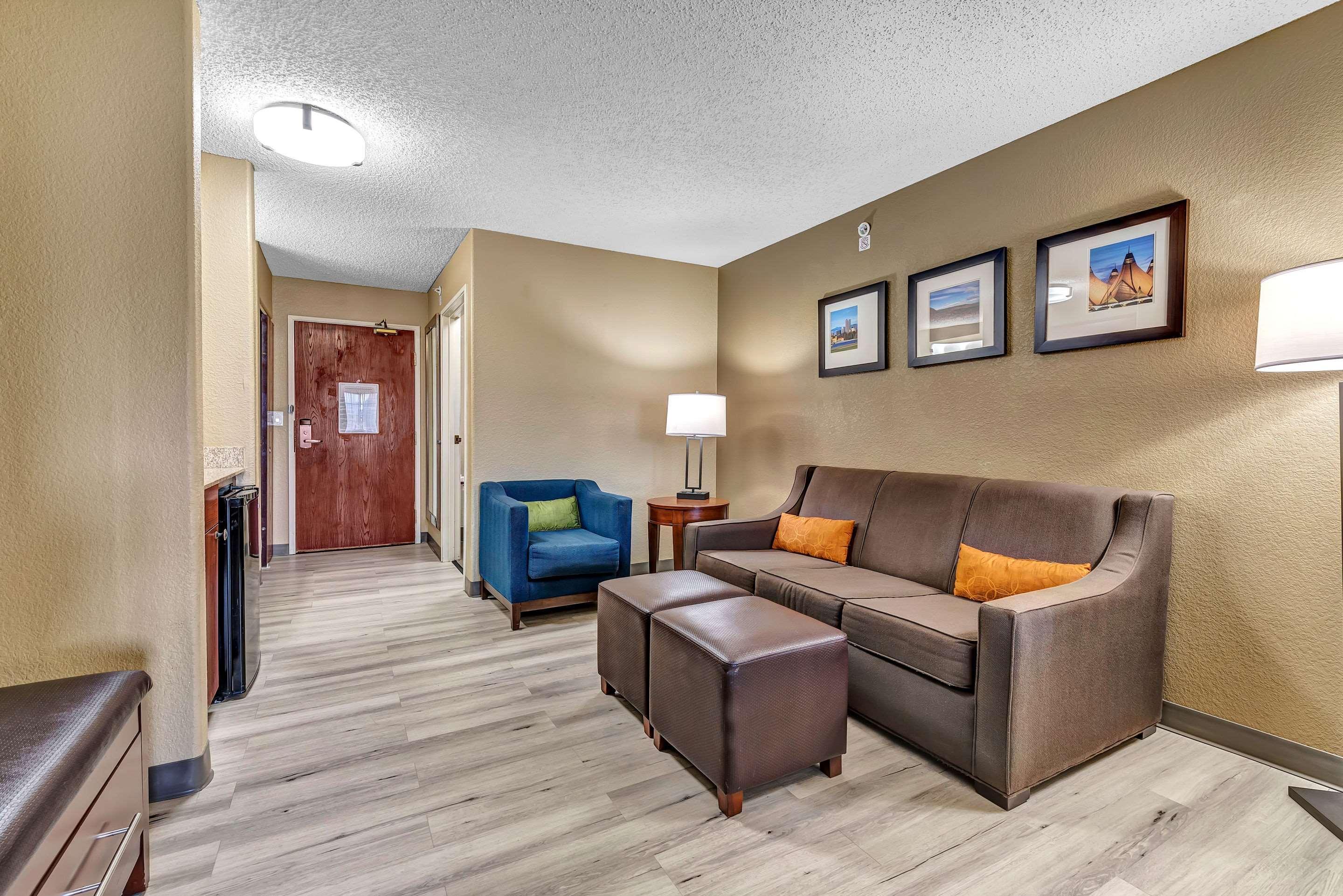 Comfort Suites Lakewood - Denver Extérieur photo